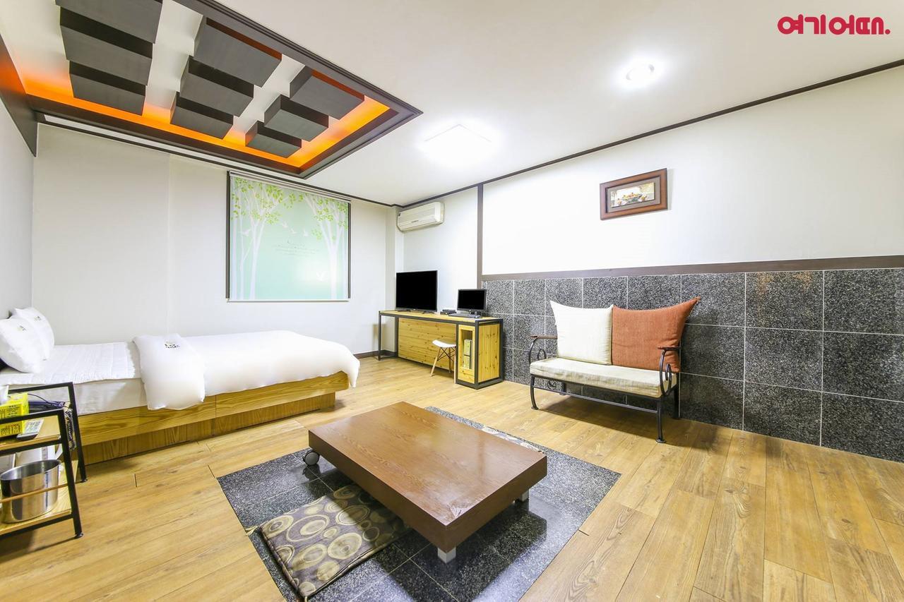 Theme Motel Mokpo Exterior foto