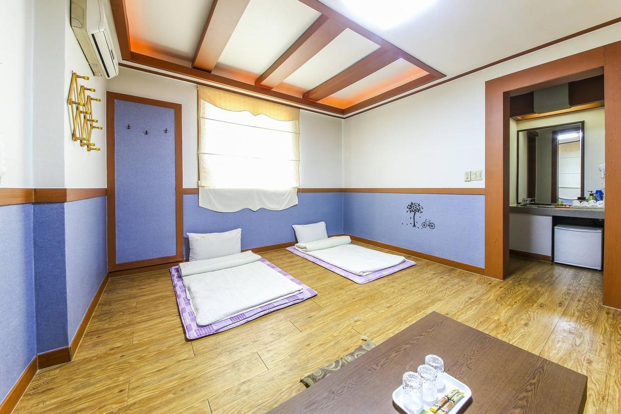 Theme Motel Mokpo Exterior foto