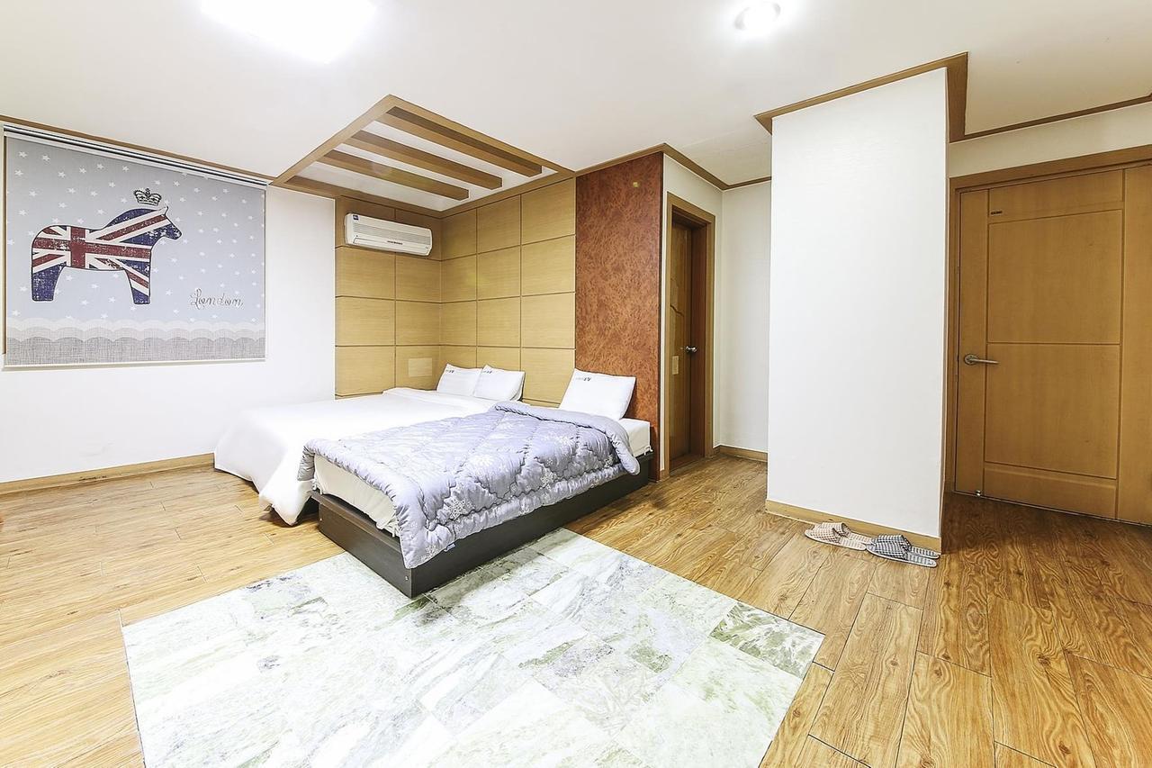 Theme Motel Mokpo Exterior foto