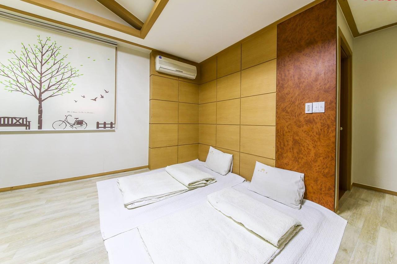 Theme Motel Mokpo Exterior foto