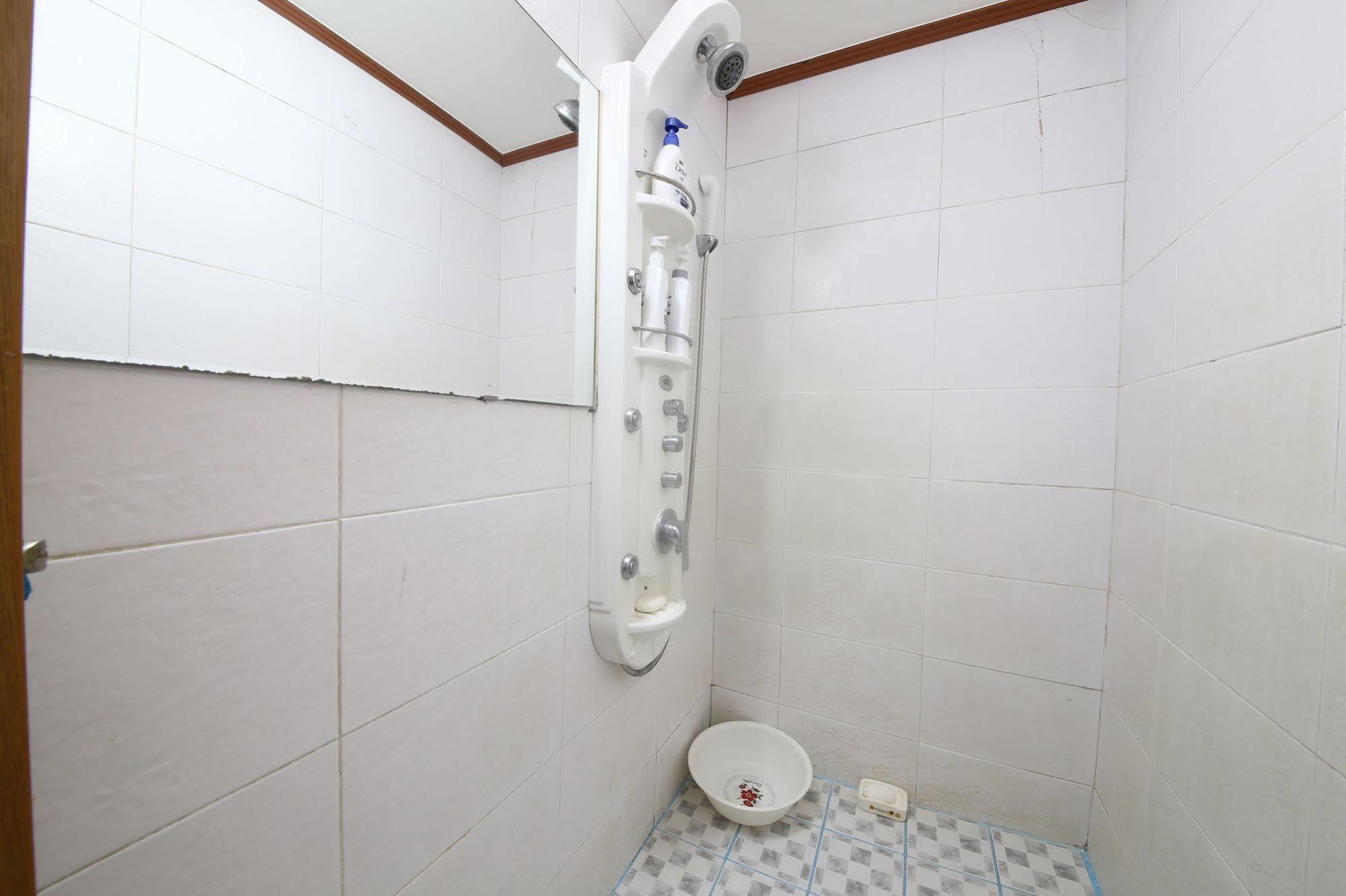 Theme Motel Mokpo Exterior foto